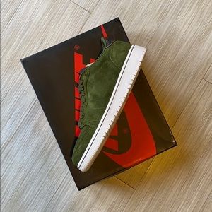 Air Jordan Retro 1 Low NS HC (919705-330)